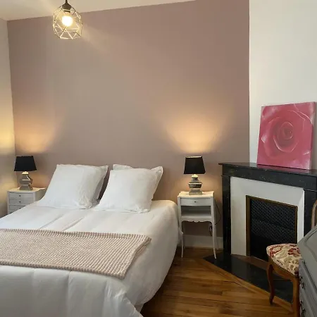 Maison Renovee Avec Jardin Clos, Proche Du Centre Historique, Ideale Pour Famille Ou Teletravail - Fr-1-489-439 Moulins (Allier)