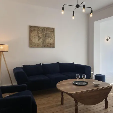 Dom wakacyjny Maison Renovee Avec Jardin Clos, Proche Du Centre Historique, Ideale Pour Famille Ou Teletravail - Fr-1-489-439